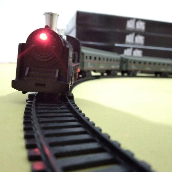 HOT SALE RAIL KING MAINAN KERETA API RAILKING SPECIAL GERBONG PENUMPANG TERMURAH