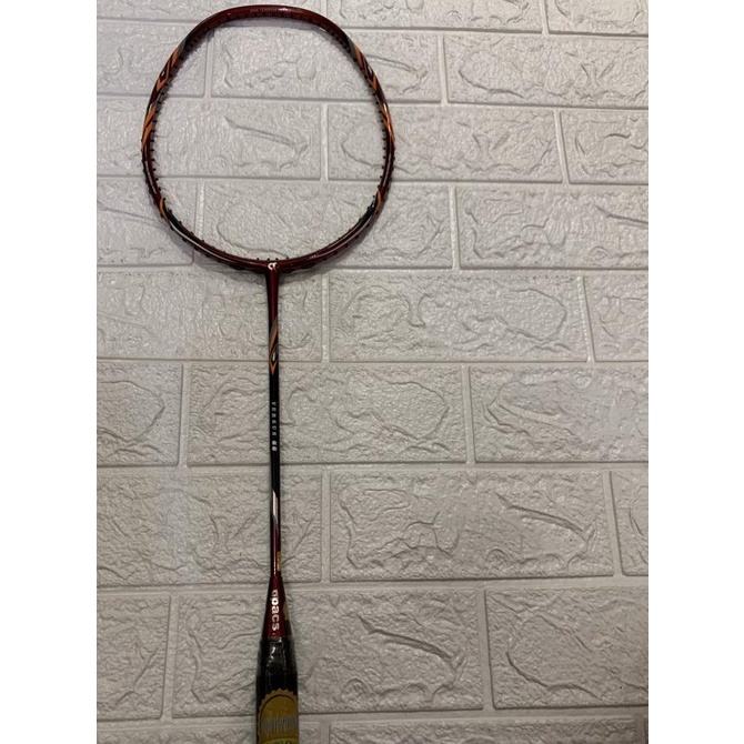 Raket Badminton APACS VERSUS 55 grip 5UG1 +senar kuat 35LBS ORIGINAL