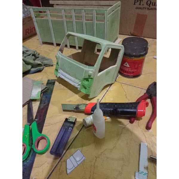kabin miniatur truk skala 14