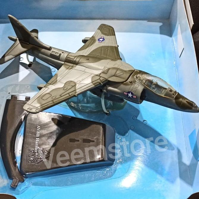 Die Cast 1:72 Pesawat Tempur Av-8B Harrier [Newray]