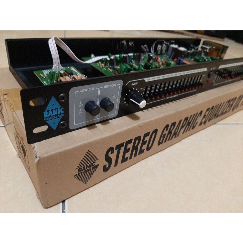Equalizer Stereo 215