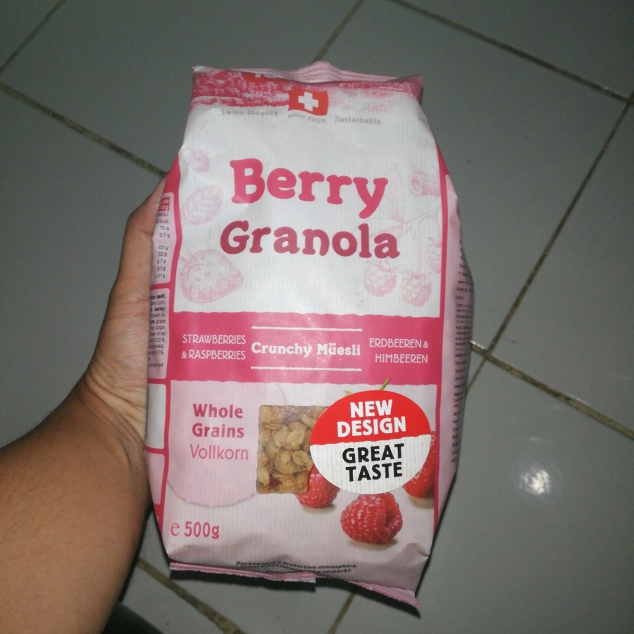 

Familia Berry Granola Crunchy Muesli 500gr