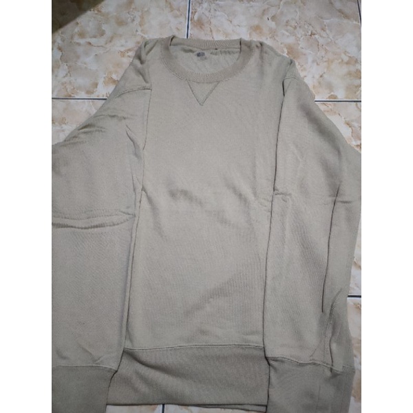 Uniqlo Crewneck Brown
