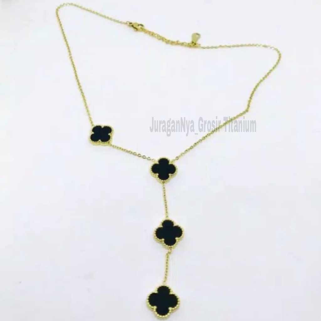 KALUNG TITANIUM BUNGA HITAM TINGKAT KOREA ANTI KARAT&amp;ANTI LUNTUR