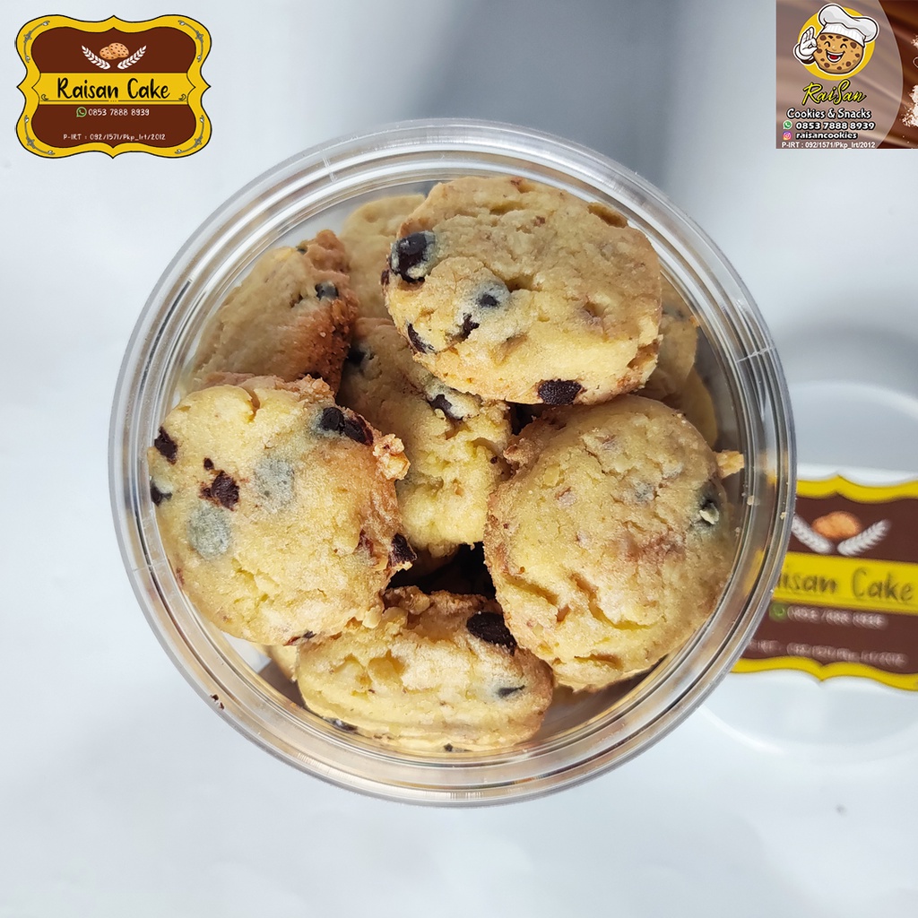 

Kue Kering Choco Chip Cookies 400gr