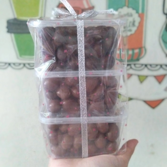 

PAKET COKLAT DELFI MINI FULL COKLAT / PAKET COKLAT TOPLES MINI