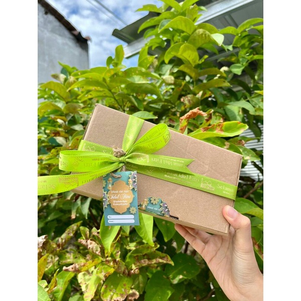 

[HAMPERS C] Hampers Lebaran Idul Fitri Isian Snack/Cemilan/Kue Kering/Nastar (Baca Deskripsi!!) - Kado Dari Kaia