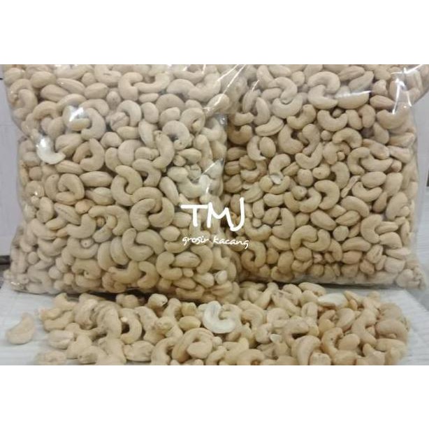 

Kacang Mede Mentah Super Murah 1Kg Cheeksredstore