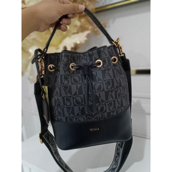 tas serut Bonia original monogram hitam