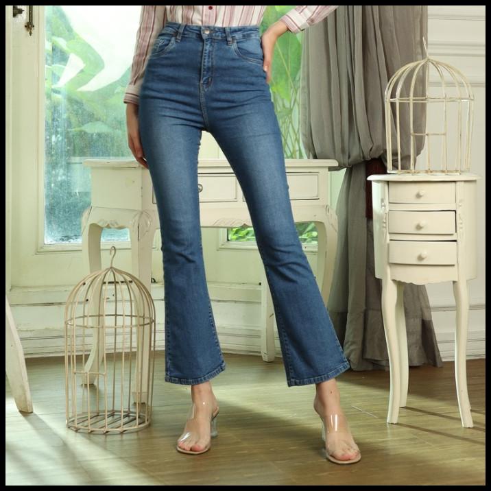 Rodeo - Jeans Wanita - Teria Bootcut Jeans