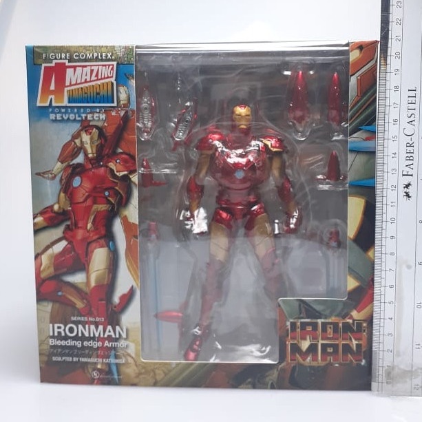 Revoltech Ironman Bleeding Edge Armor Amazing MK 37 Marvel Figure Tony