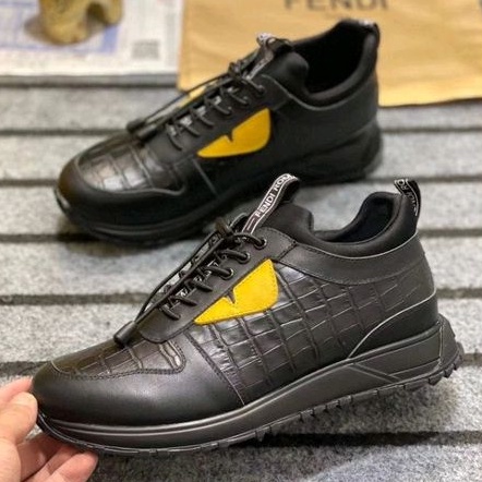 Sepatu fendi sneaker Mirror quality