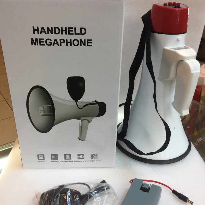 MEGAPHONE TOA FIRSTCLASS A-18 NEW/TOA MEGAPHONE