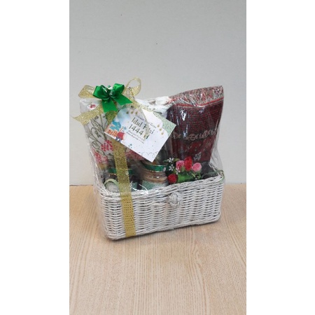 

hampers lebaran READY/paket ramadhan idul fitri lebaran/parsel lebaran premium/hampers mukena bordir