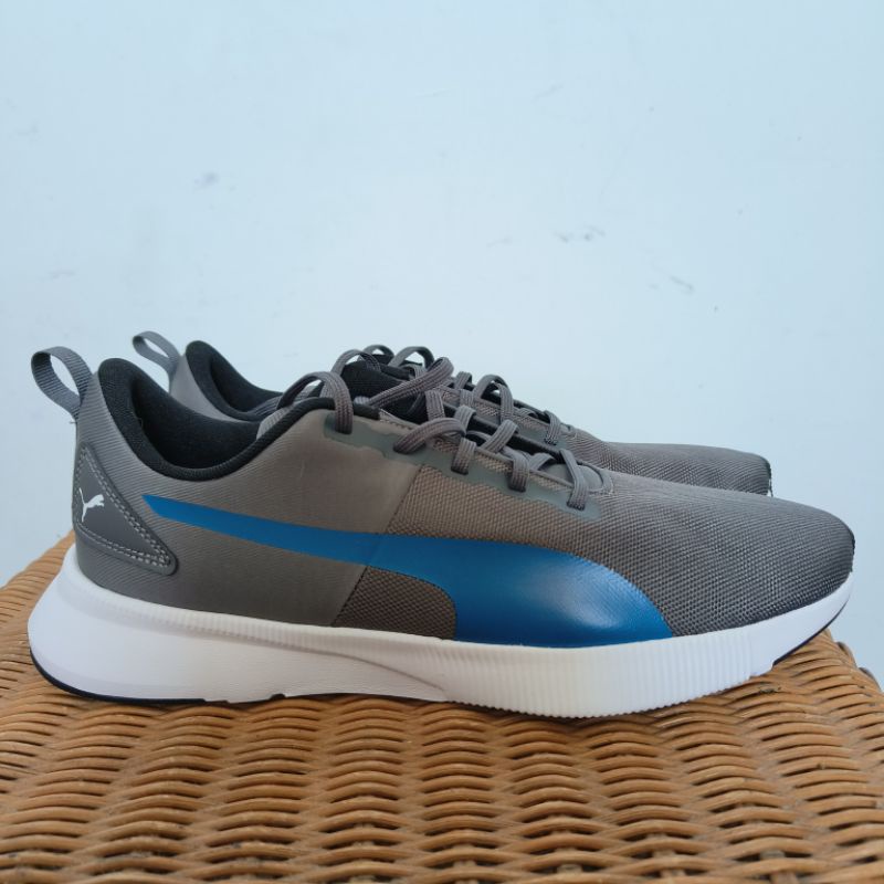 SEPATU PUMA FLYER RUNNER MESH SZ 44