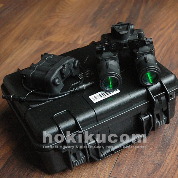 FMA Dummy Night Vision AN PVS-31 with Lamp and Hardcase