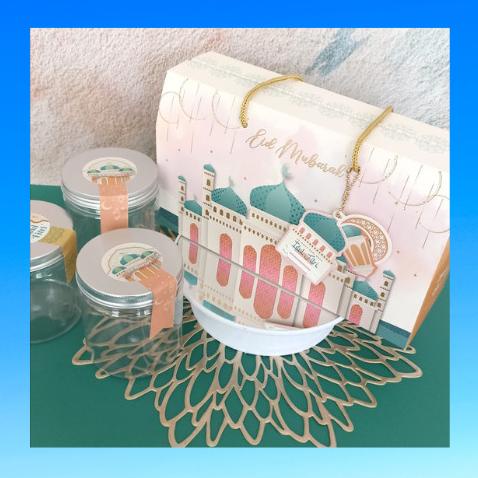 

Hampers Kotak Hampers Lebaran Box Kue Kering 500-800Ml Isi 2 Dus Jar 250 Isi 6 Limited Edition
