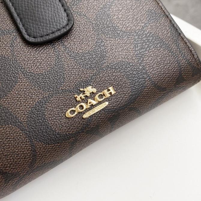 Coach Wallet Corner Zip Medium Dompet Wanita Branded Original