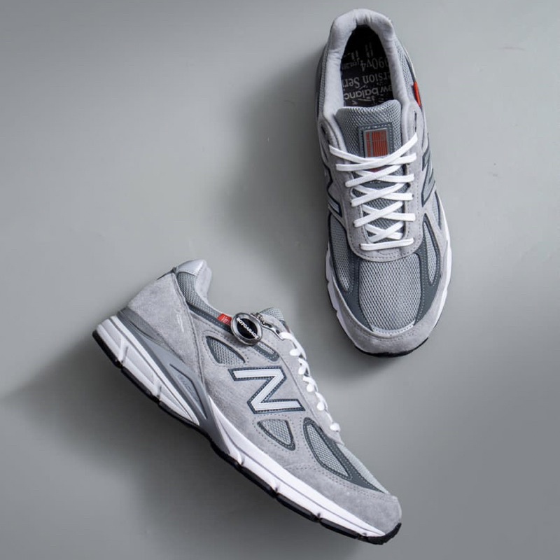 New Balance 990 V4 Grey