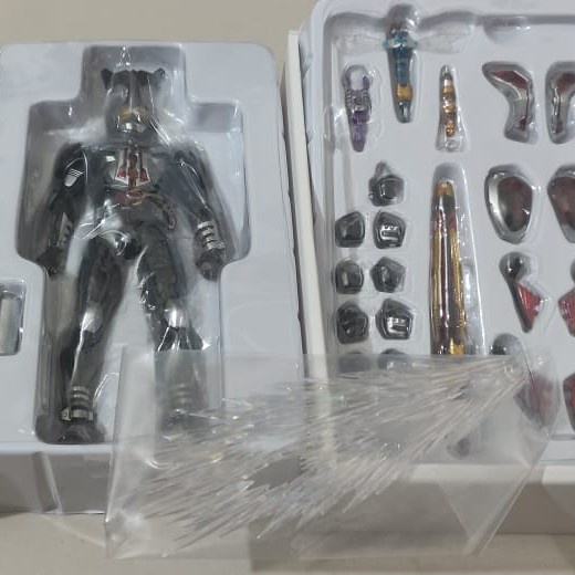 Promo Shf Figuarts Kamen Rider Hyper Dark Kabuto Shinkocchou Seihou Figure Terlaris