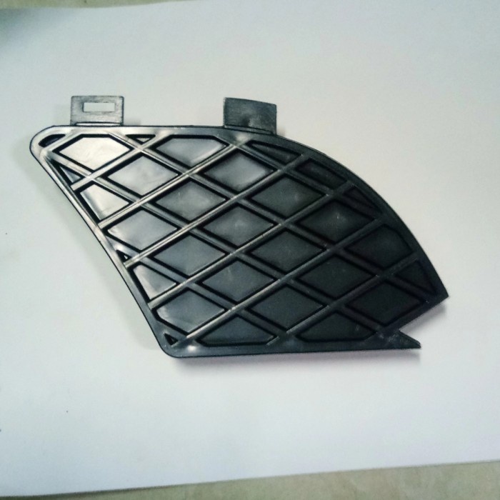 MCDY Cover Bumper W210 Facelift Kanan