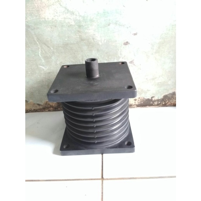 TSCC RUBBER MOUNTING SPRING VOLVO ARTIC