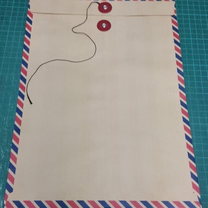 

Amplop Coklat Tali 310 34x24 isi 10pcs