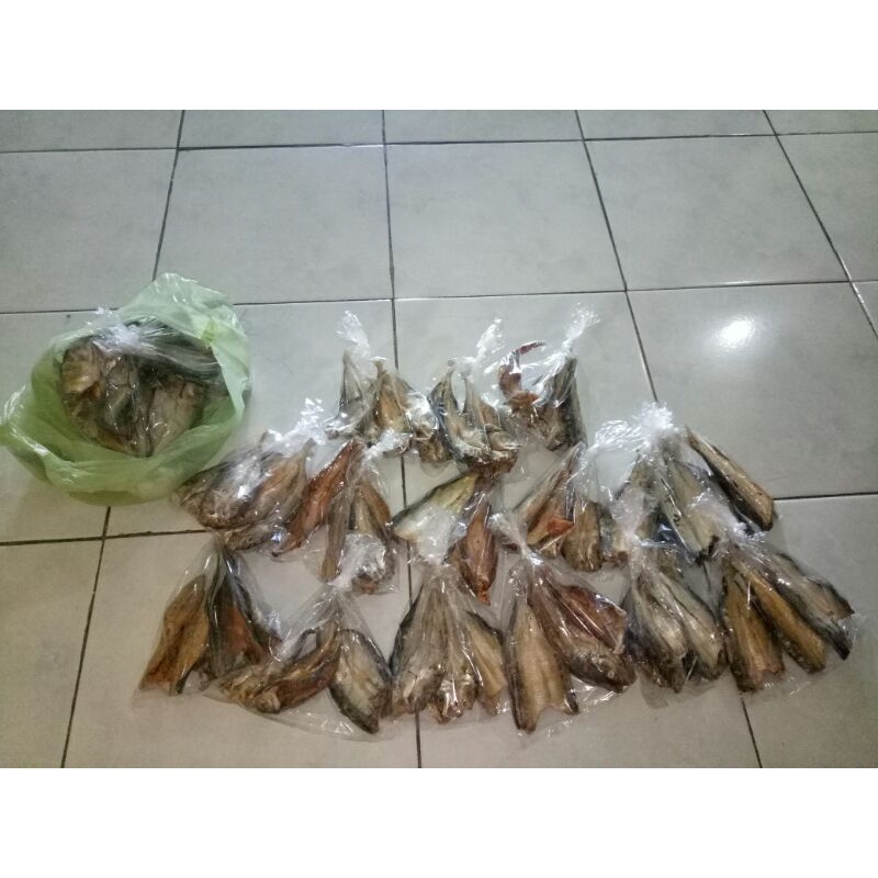 

Ikan Asin Asli Rembang