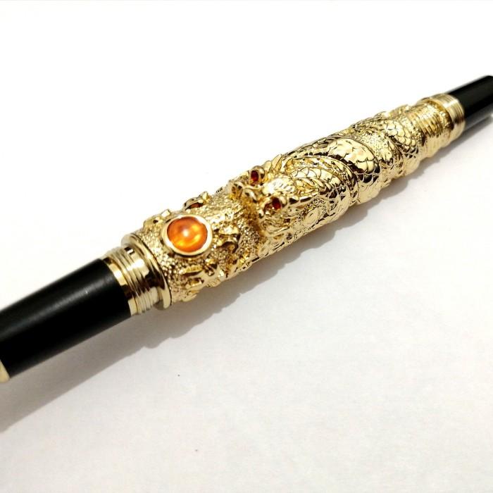 

Metal Gold Dragon Relievo Red Eye Fountain Pen Pena Bolpen Pulpen