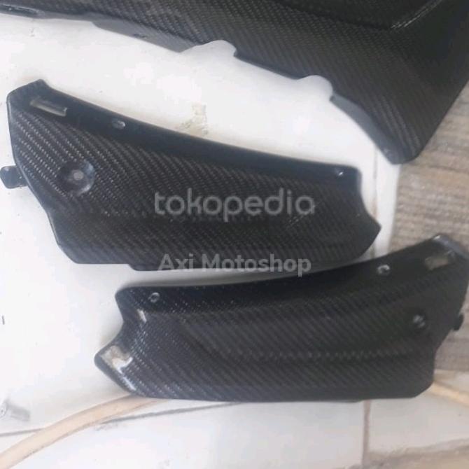 Cover Belakang Carbon MT15