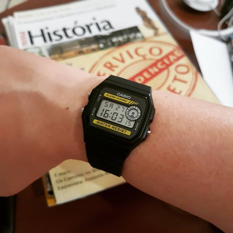 Jam tangan Casio F94 Vintage original