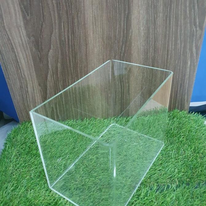 

solitare Chana akrilik 28x17,5,x20cm - 3mm bending