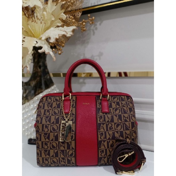 tas Bonia Speedy L Lis merah original