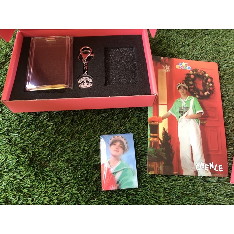 Chenle lenticular acrylic keyring candy senyum lelenti puff dreamshow bread