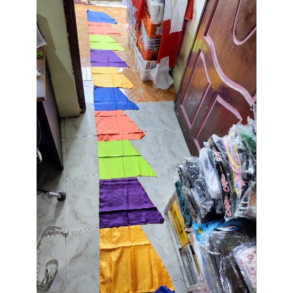 Umbul Umbul Bendera Merah Putih Polos / Umbul Umbul Bendera Warna Polos Zig Zag