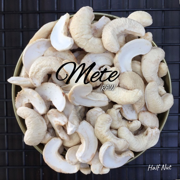 

Kacang Mede Belah / Mede / Kacang Mete / Mente Murah - 500gr