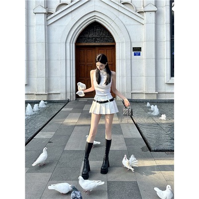 ▲Suhao putih berleher tinggi tanpa lengan rompi wanita musim panas 2023 baru budidaya diri kemeja bottoming dengan keinginan murni ketat pakaian luar crop top seksi tank top wanita motif