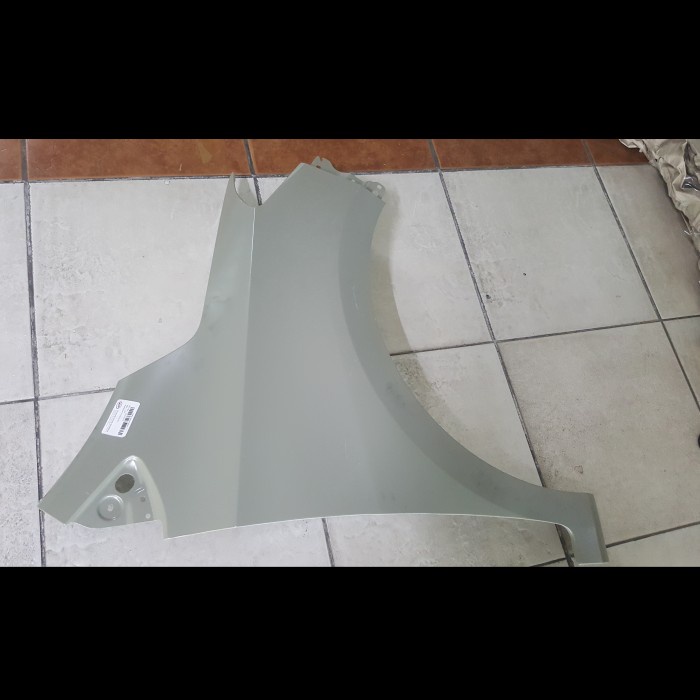 FENDER ATAU SPAKBOARD DEPAN KIRI ATAU KANAN WULING CONFERO S