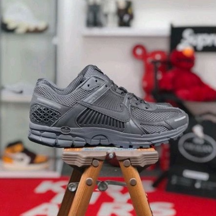 Nike Zoom Vomero 5 &quot;Anthracite&quot;