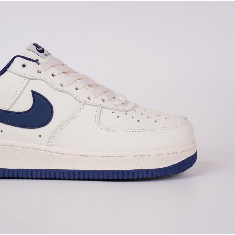 Sepatu Nike Air Force 1 Beige Navy