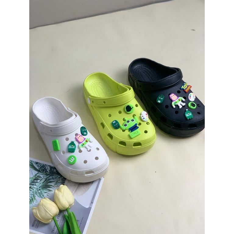 TOPGROSIR TG0617 Sandal Kodok Crocs Wanita Import Jibitzz Toy Story Kekinian / Slop
