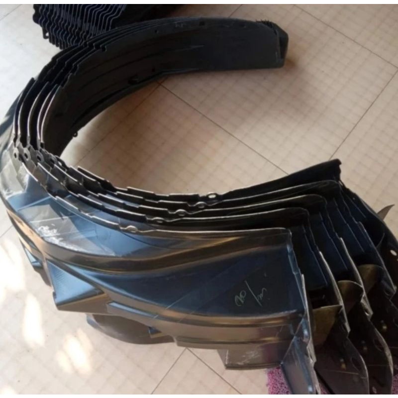 Liner Fender Ban depan Toyota INNOVA REBORN 2016 - 2022 ORIGINAL