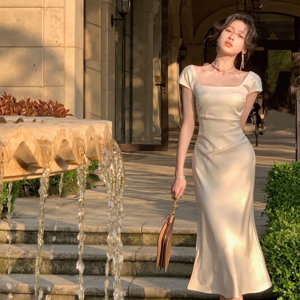 dress floral korea Sejak Saat Ini Gaun Kerah Persegi Motif Satin Rok Pinggul Lipat Pinggang Perancis