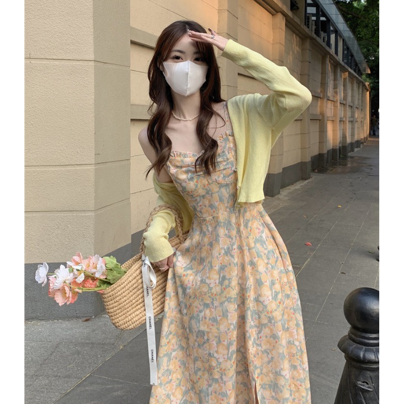 Red Musim Panas Baru Rajutan Dua Potong Baju Suspender Gaun Wanita Angin Lembut Bunga Pinggang Pelangsing Rok Selutut