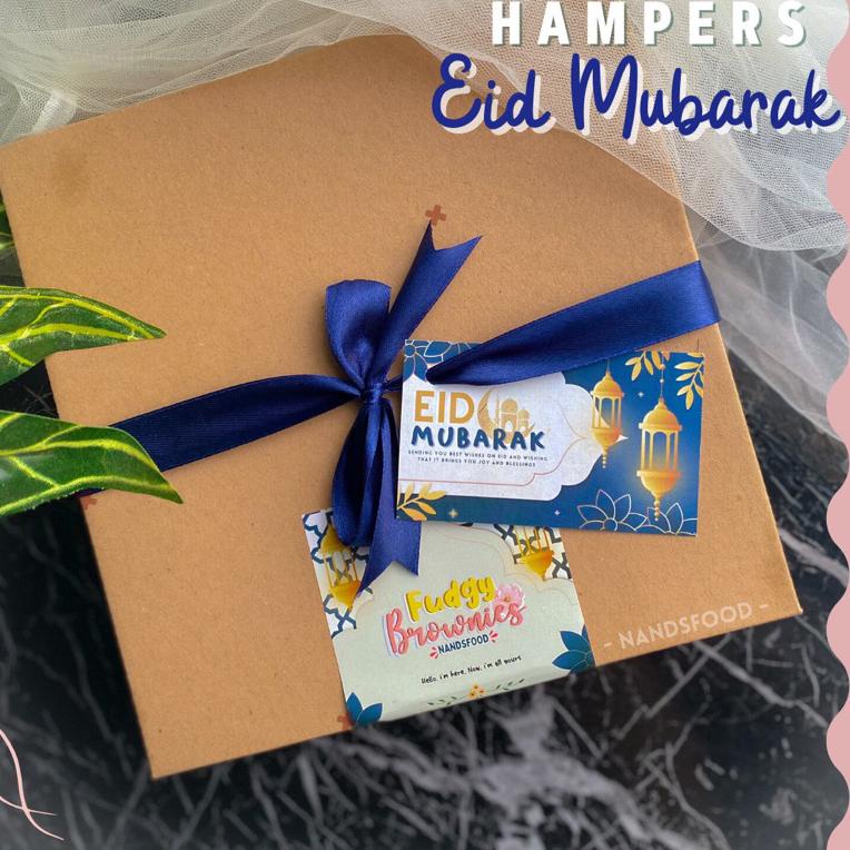 

[PROMOSI !!] HAMPERS RAMADHAN & EID MUBARAK - Fudgy Brownies / Brownies Skat 25BITES By Nands Food [KODE 989]