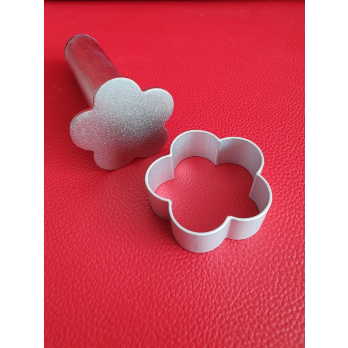 

Cetakan Nastar Taiwan Motif Bunga / Sakura / Flower