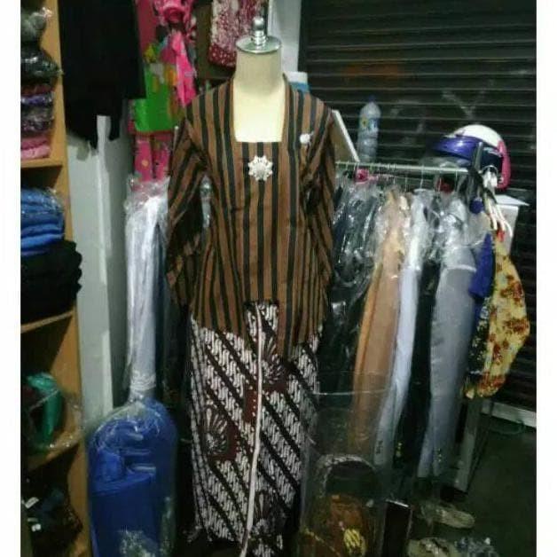Terlaris Terbaru Kebaya Lurik Wanita Set Jarik Dewasa / Baju Adat Jawa /Pakaian