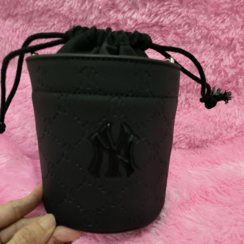 Tas wanita MLB serut mini hitam