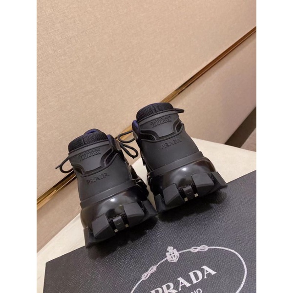 sepatu pria sneaker pr4da cowok thunder men shoes wedges new p1shoes