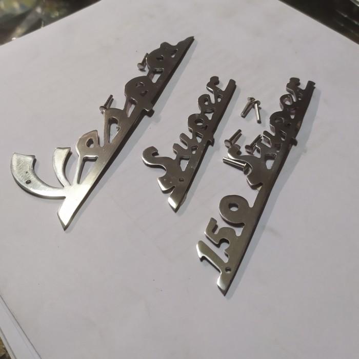 Emblem Emblem Vespa Super 66 73 Latin Set Depan Belakang